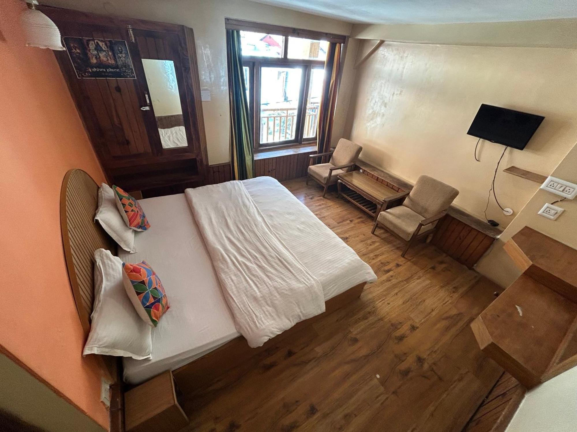 Hotel Bhrigu Manāli Zewnętrze zdjęcie